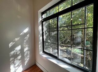 218 Boerum St #1F, Brooklyn, NY 11206