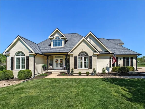 31600 W 115th St, Olathe, KS 66061