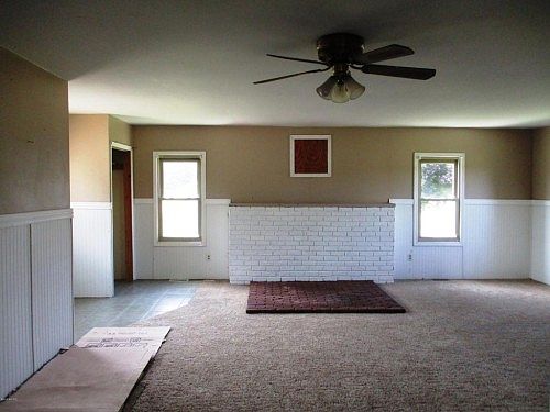 2nd image of 14874 S 31st St