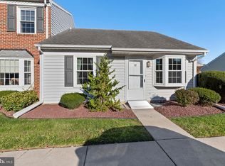 18 Southpoint Dr, Mechanicsburg, PA 17055