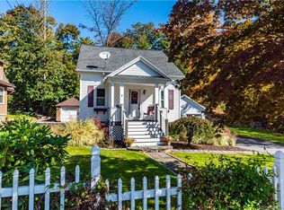 2 Old Waterbury Rd, Middlebury, CT 06762