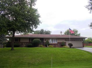 6058 Whitefriars Way, Rockford, IL 61109