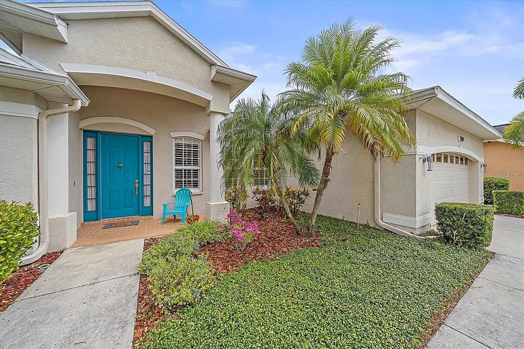 3 bed, 2.0 bath, 2015 sqft, $3,500 — Photo 2