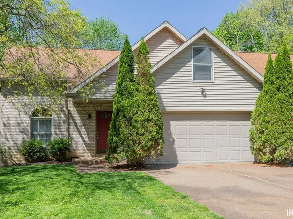 6119 & 6111 Magnolia Dr, Newburgh, IN 47630