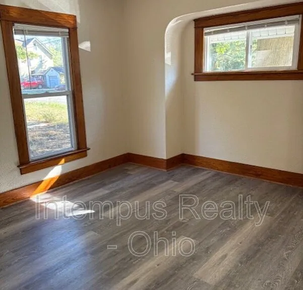 1151 Kenilworth Ave SE — Photo 4