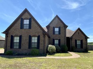 365 Riverdale Dr, Oakland, TN 38060