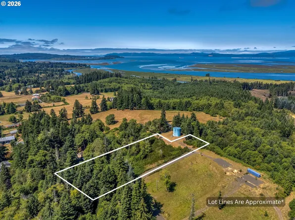 40812 Gerig Ln, Astoria, OR 97103