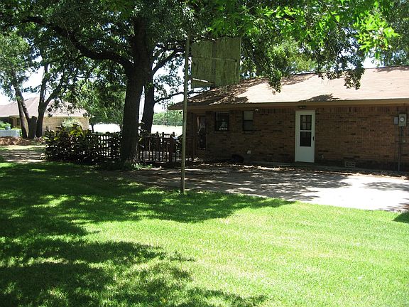 44x25 Patio joins 28x15 Deck