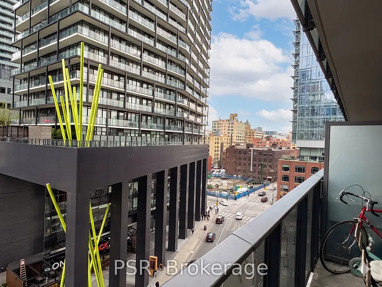 330 Richmond St W #820 — Photo 15