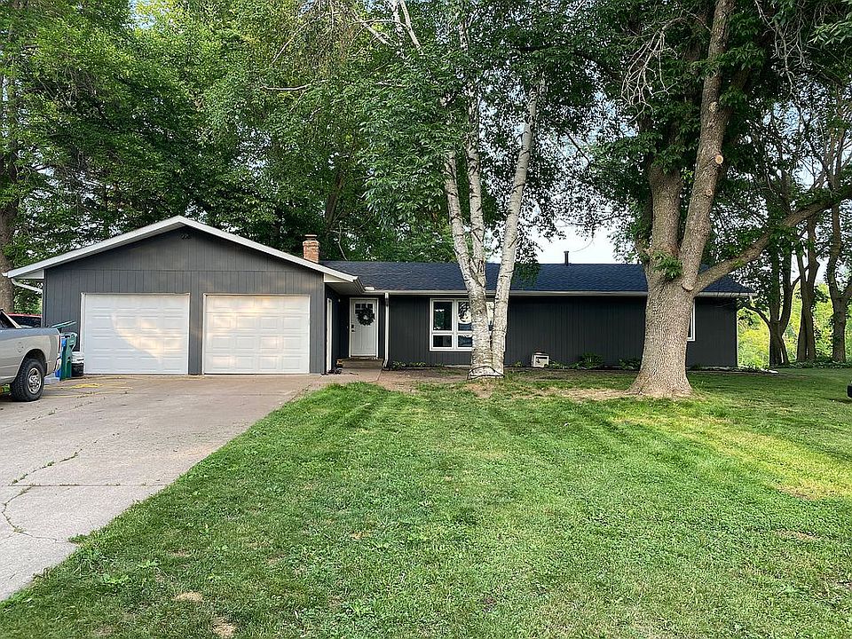 1st image of 50525 Shorewood Cir E