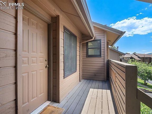 5th image of 3021 Capstan Way
