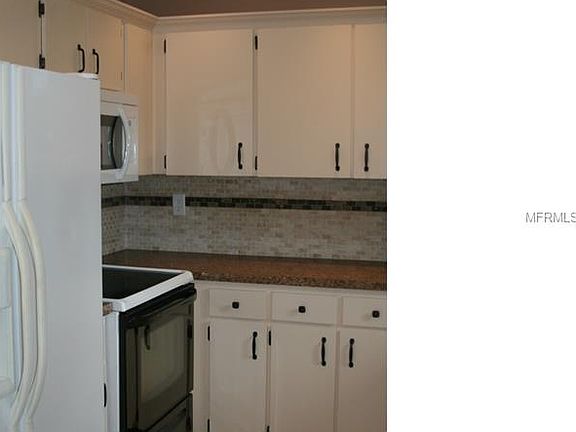 3rd image of 6664 Timberwood Cir N