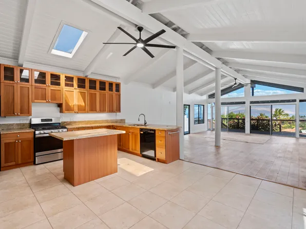 561 Kaleo Pl, Kihei, HI 96753