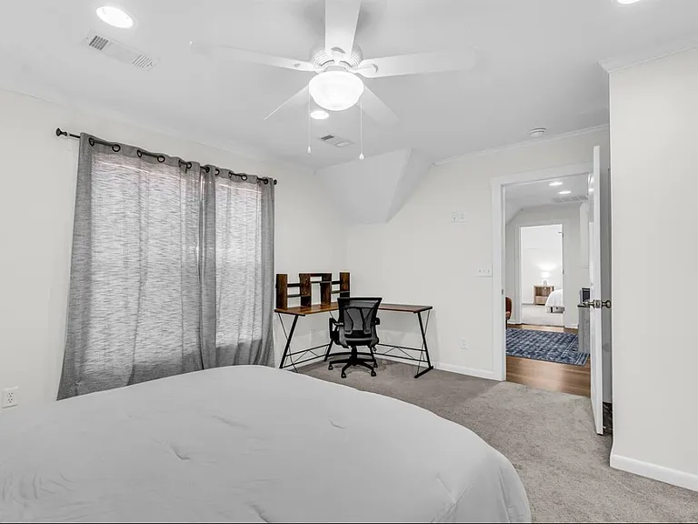 203 Worley St — Photo 17