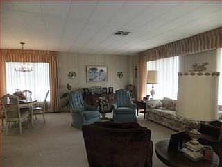 3rd image of 1111 Morse Ave Spc 85