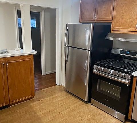 4th image of 5217 Canterbury Ln