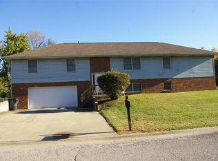 2140 Scheel St, Belleville, IL 62221