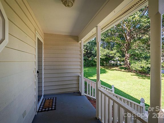 2nd image of 202 New Orleans Blvd