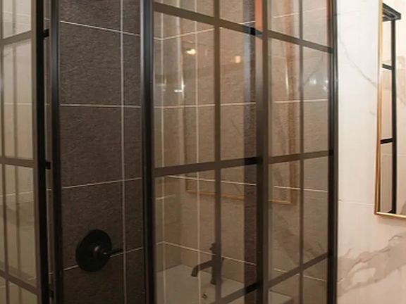 2nd image of 150 Meserole St #1R