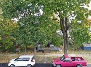 1047 Henry St, Huntington, IN 46750