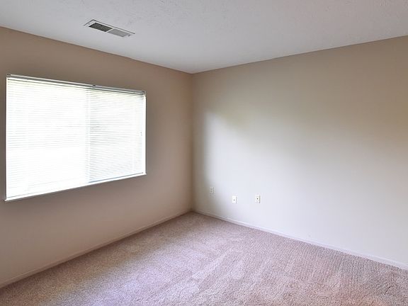 5th image of 1460 Buckingham Gate Blvd Unit A