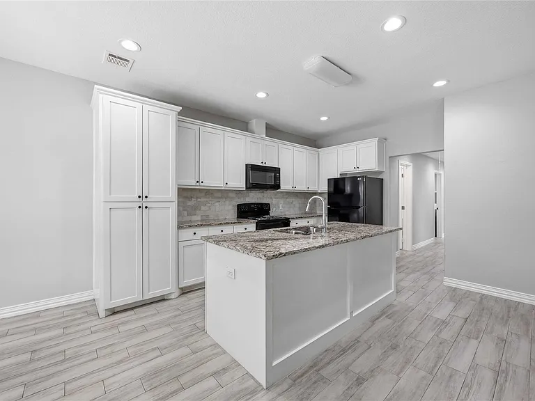 3425 Mount Pleasant St #B — Photo 8