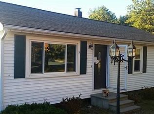 306 Charge Pond Rd, Wareham, MA 02571