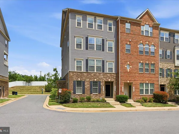 10102 Dorsey Ln, Lanham, MD 20706