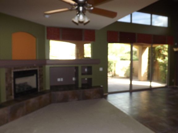 3rd image of 208 E Brearley Dr