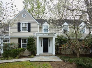 7301 Nevis Rd, Bethesda, MD 20817