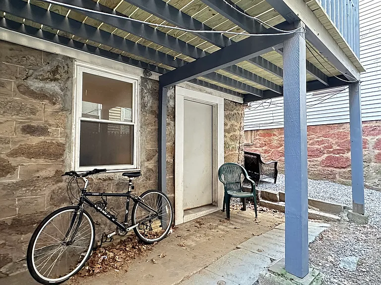 12 Wensley St #3R — Photo 32