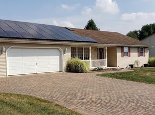 12 Plymouth Dr, Jonestown, PA 17038