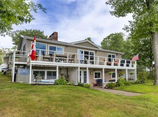 16 Krams Point Rd, Raymond, ME 04039