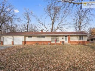 4302 E 137th St, Grandview, MO 64030