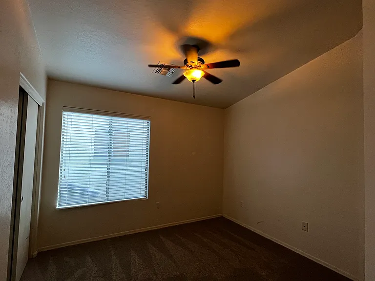 2250 E Deer Valley Rd #21 — Photo 10