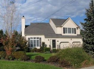 182 Leigh St, Clinton, NJ 08809