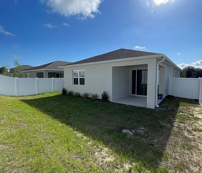 824 Blue Creek Dr — Photo 29