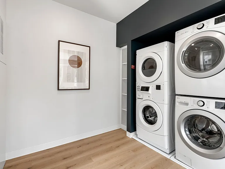 Trademark Apartments — Photo 36