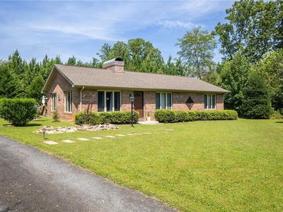 4222 Zoo Pkwy, Asheboro, NC, 27205