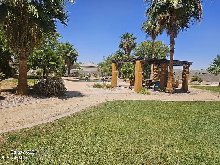 5118 W Winston Dr — Photo 24