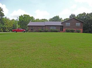 1725 Hamburg Loop, Savannah, TN 38372