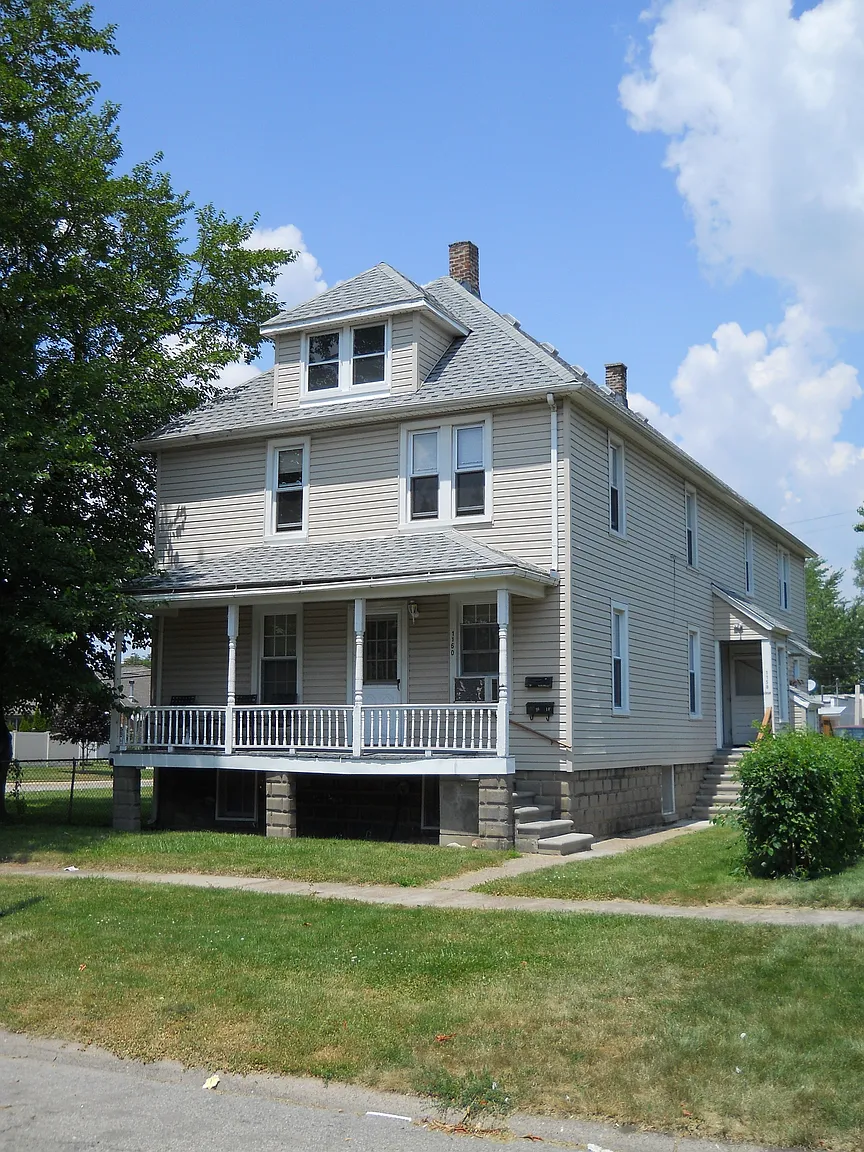 1160 Sycamore St APT 1-F photo 1