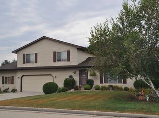 740 Cole St, Spring Green, WI 53588