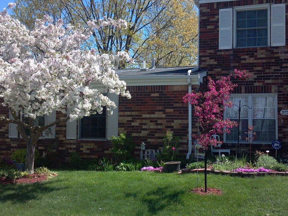 Curb View -  Front Door