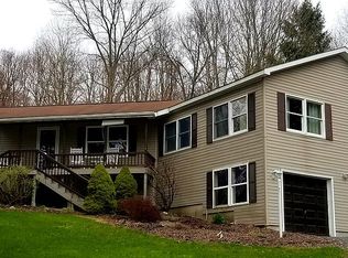 2416 Sands Rd, Camillus, NY 13031