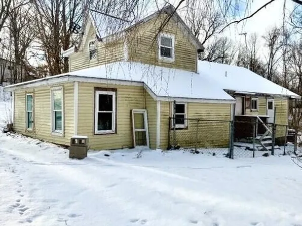 216 Crane St, Union City, MI 49094