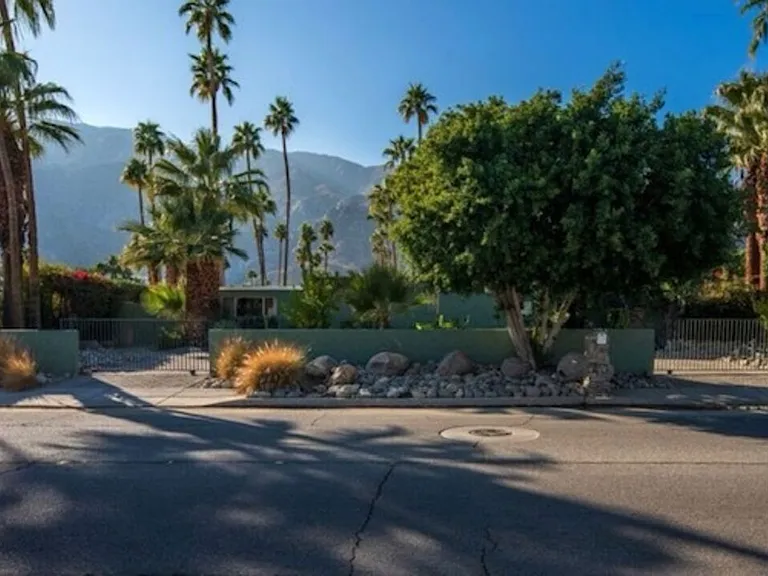 817 N Via Monte Vis — Photo 30