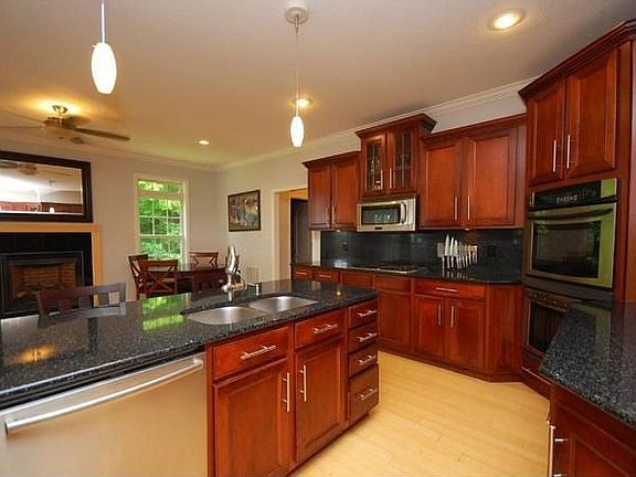 406 secluded forest 006