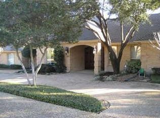 9212 Moss Haven Dr, Dallas, TX 75231