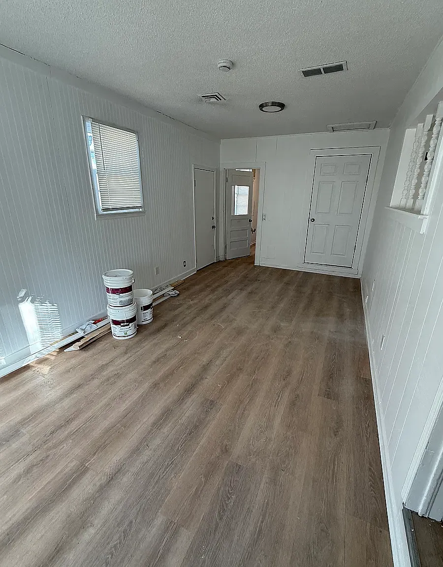 5 bed, 1468 sqft, $1,500 — Photo 2